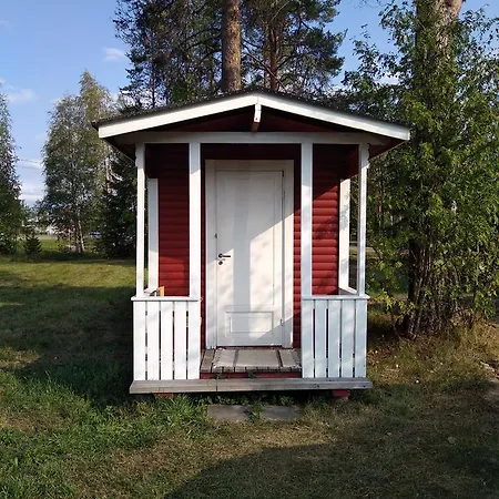 Suomela 营地 Kärsämäki